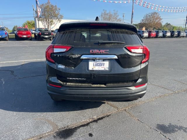 Used 2024 GMC Terrain SLE FWD image 32