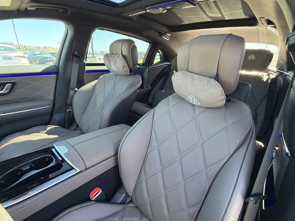 New 2026 Mercedes-Benz Maybach S 580 4MATIC image 21
