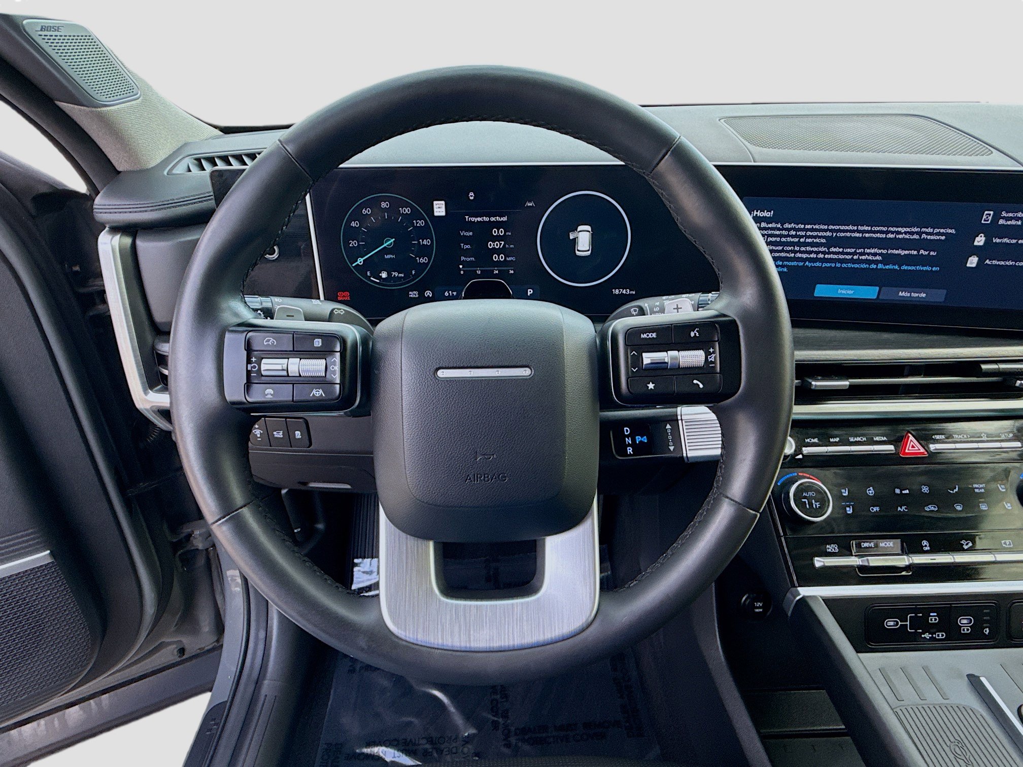 Used 2024 Hyundai Santa Fe Limited image 8