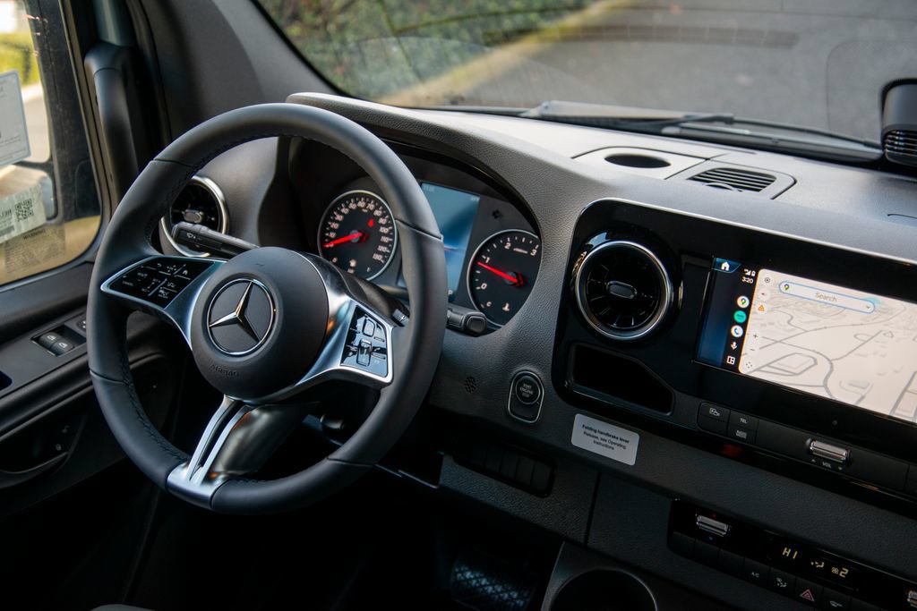 New 2026 Mercedes-Benz Sprinter 2500 image 17