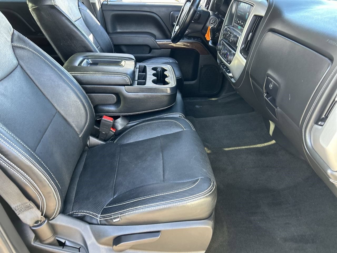Used 2018 GMC Sierra 1500 SLE w/ SLE Value Package AWD/4WD image 10