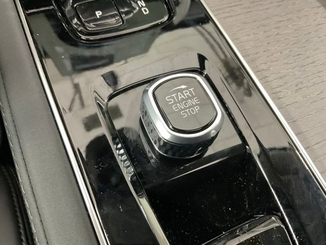 New 2026 Volvo XC90 B6 Ultra w/ Lounge Package image 17