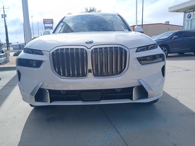 New 2027 BMW X7 xDrive40i AWD/4WD image 2