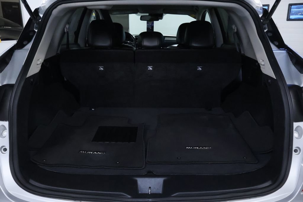 Used 2023 Nissan Murano SV image 17
