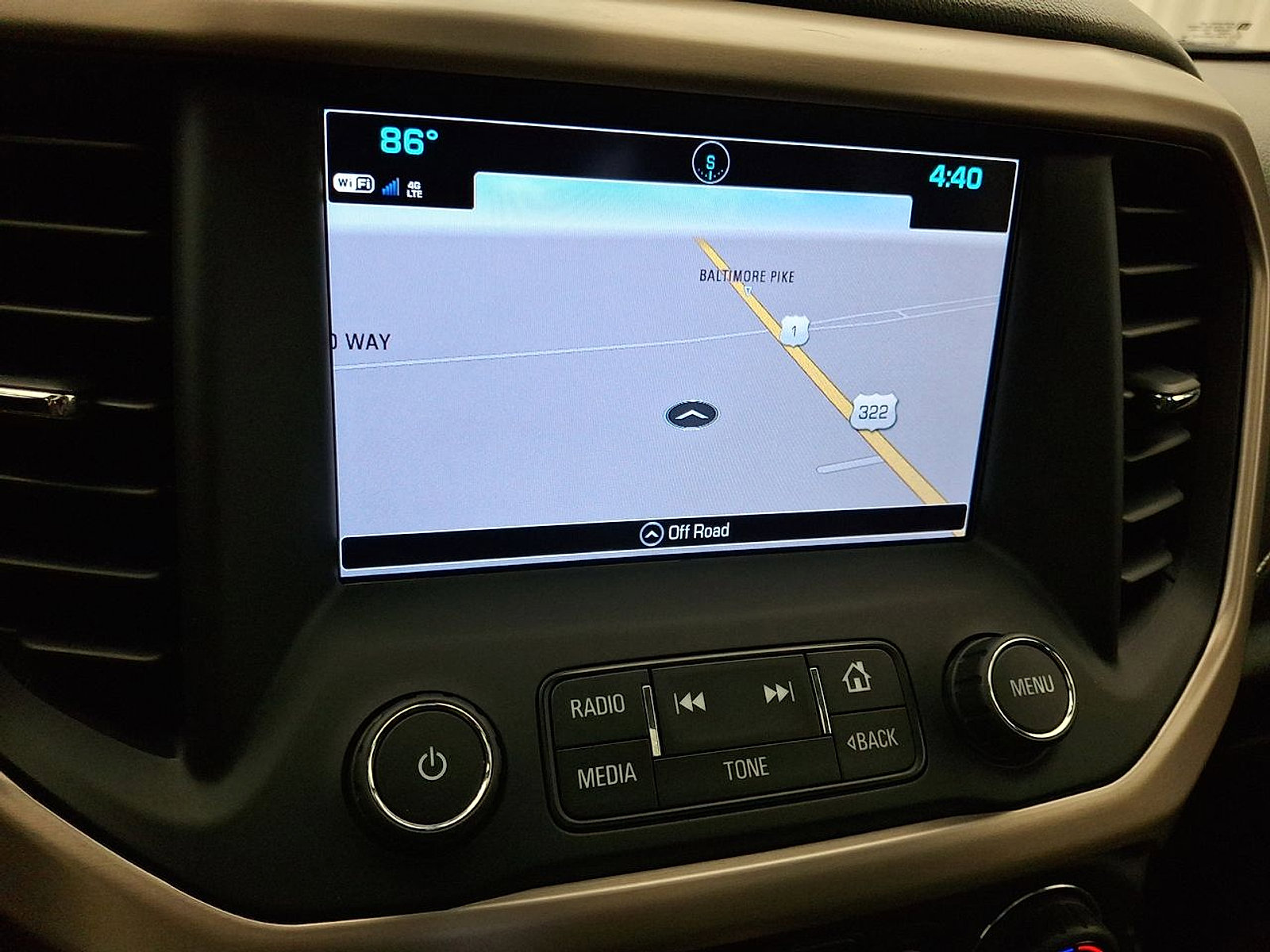 Used 2017 GMC Acadia Denali w/ Technology Package image 14