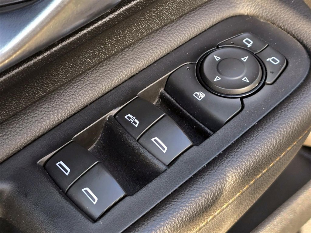 Used 2020 GMC Terrain SLE image 57