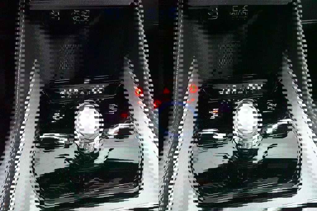 New 2026 Jeep Grand Wagoneer L Limited image 14