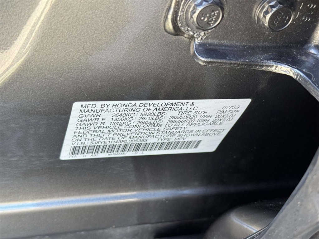 Certified 2024 Acura MDX SH-AWD w/ Technology Package image 17