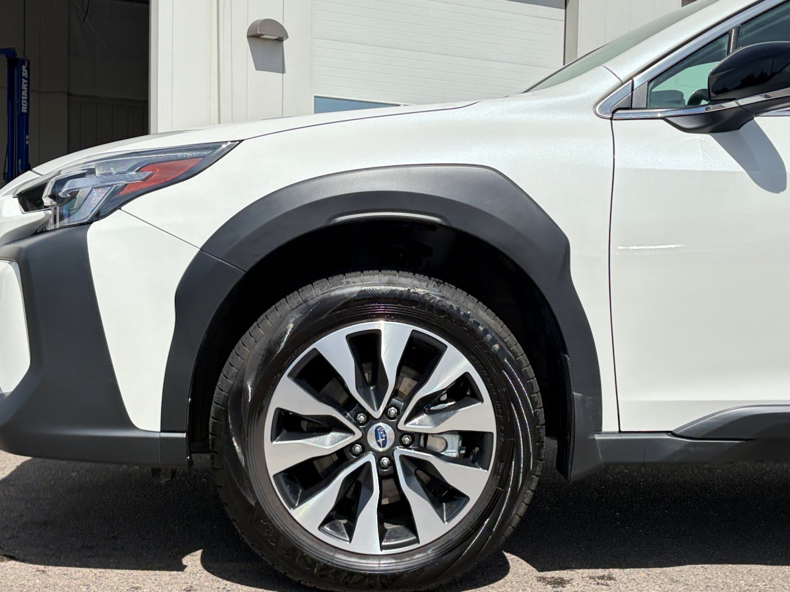 Certified 2025 Subaru Outback Limited w/ Popular Package #2 AWD/4WD image 10