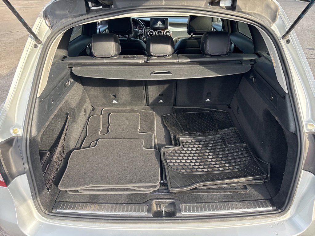 Used 2016 Mercedes-Benz GLC 300 4MATIC image 25