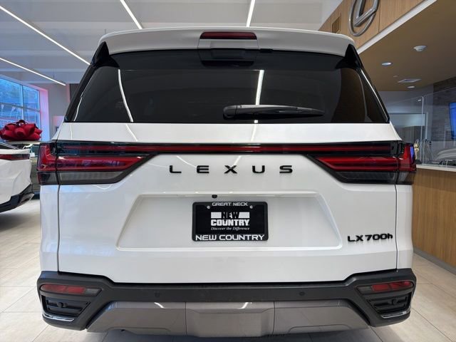 New 2026 Lexus LX 700h Luxury image 4