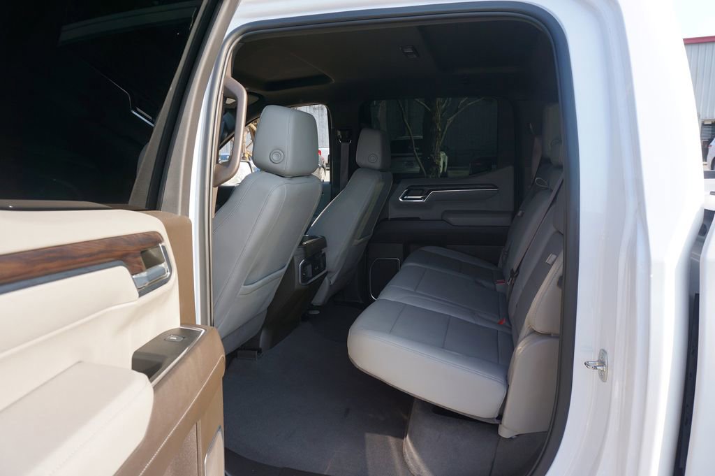 Used 2023 GMC Sierra 1500 SLT RWD image 13