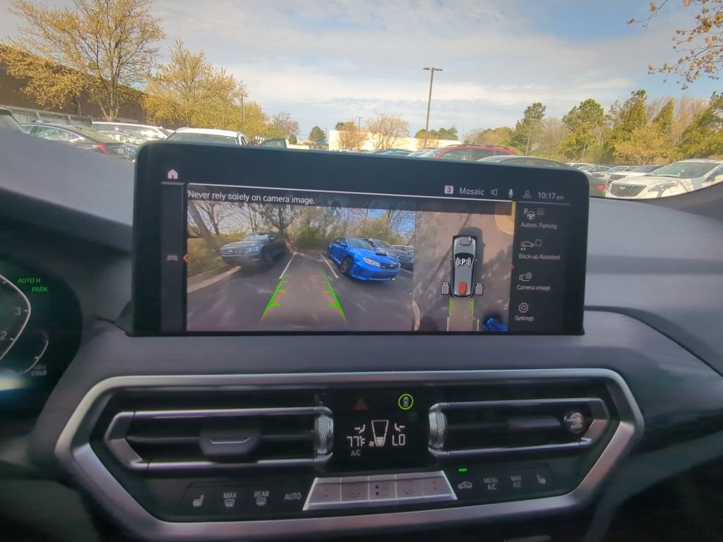 Used 2024 BMW X3 xDrive30i w/ Premium Package w/ZPA image 17