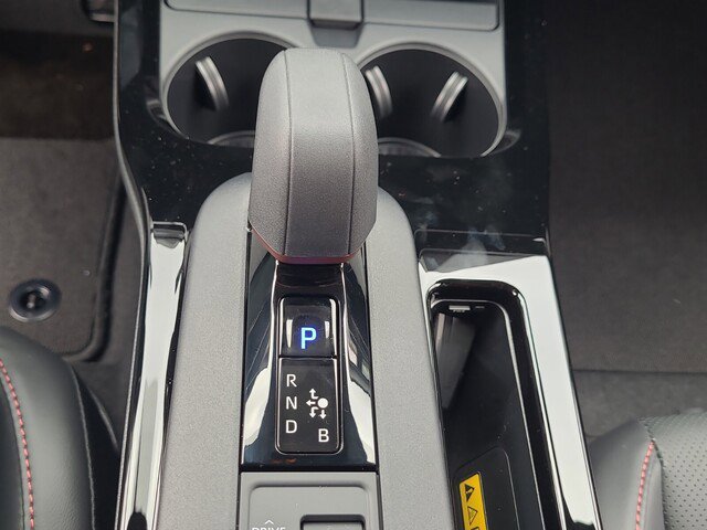 New 2026 Toyota Prius Plug-In Hybrid FWD image 16