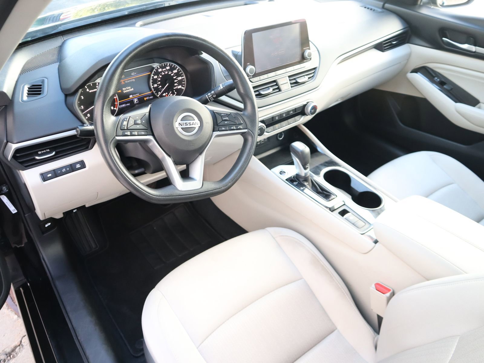 Used 2021 Nissan Altima 2.5 SV image 24