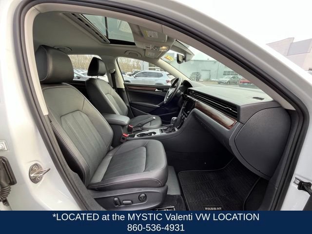 Used 2020 Volkswagen Passat 2.0T SEL FWD image 23