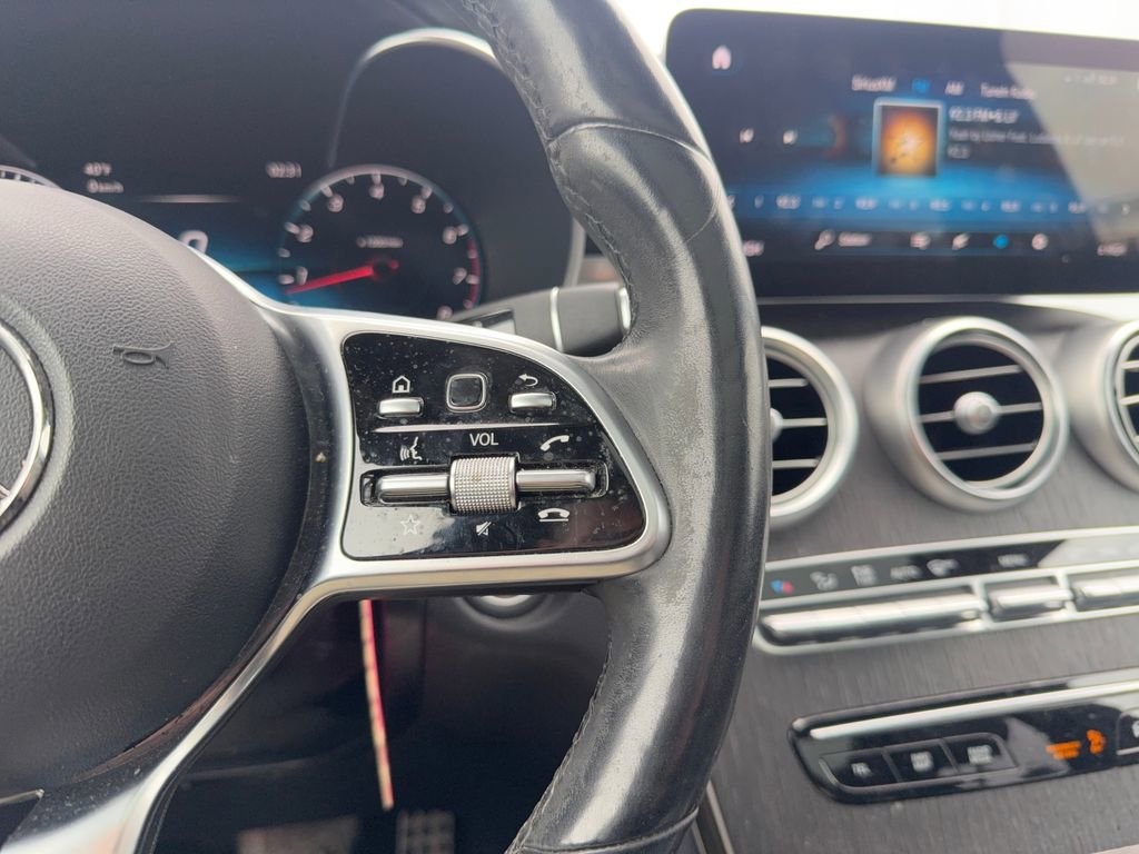 Used 2021 Mercedes-Benz GLC 300 4MATIC w/ AMG Line image 16