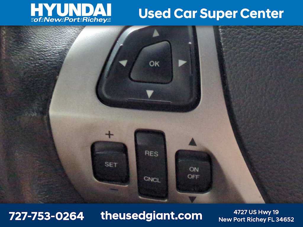 Used 2015 Ford Taurus Limited w/ Equipment Group 301A FWD image 26