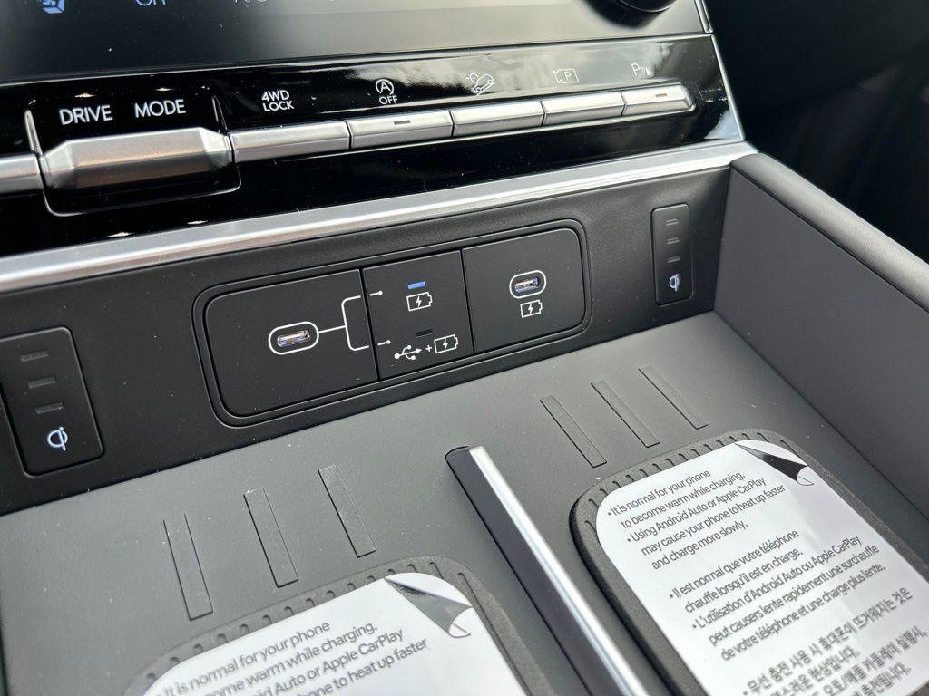 New 2026 Hyundai Santa Fe Limited AWD/4WD image 33