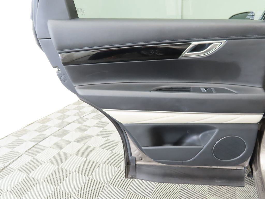 Used 2021 Genesis GV80 2.5T image 26