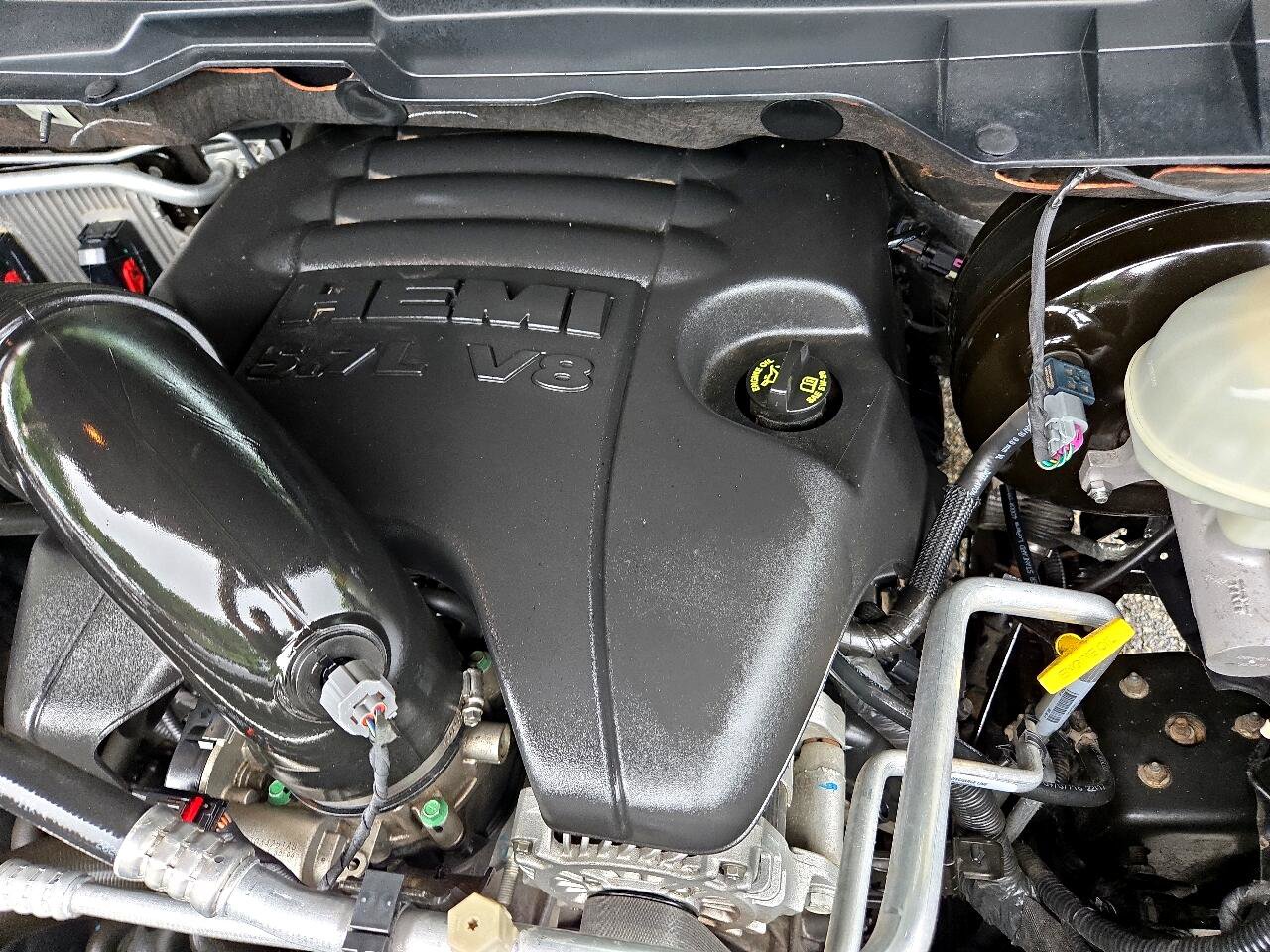 Used 2017 RAM 1500 Laramie image 19