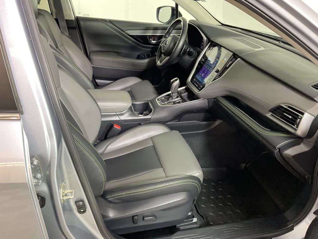 Used 2021 Subaru Outback Onyx Edition XT AWD/4WD image 25