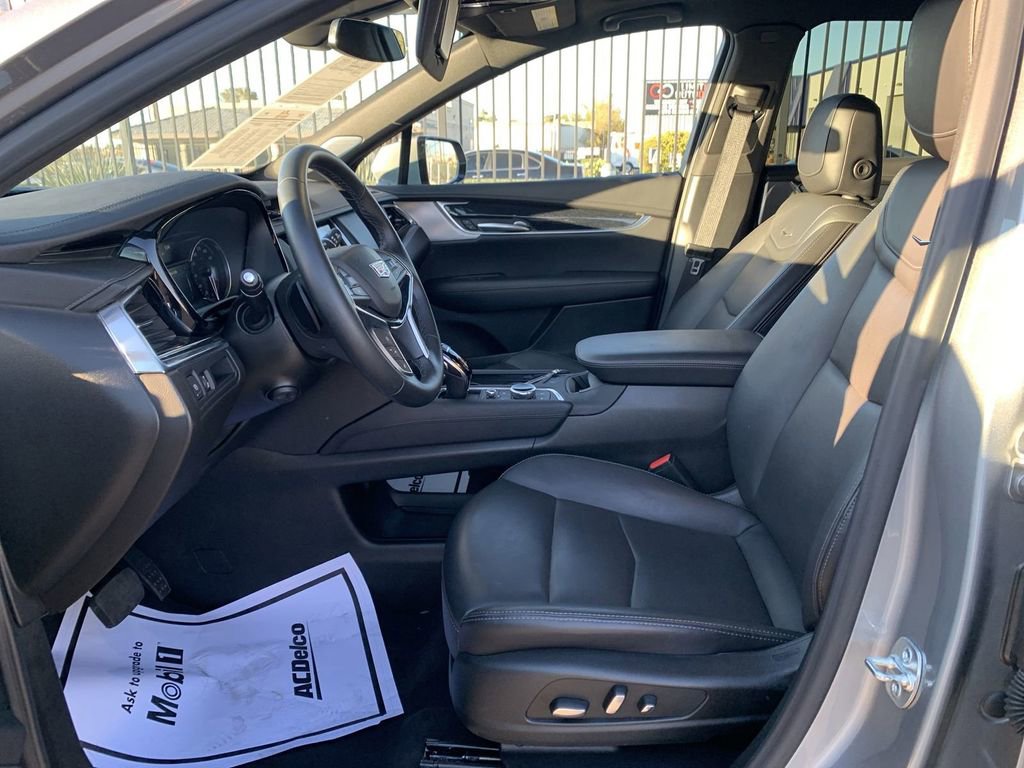 Certified 2025 Cadillac XT5 Premium Luxury image 17