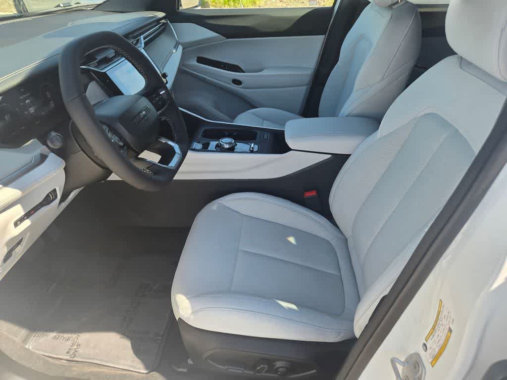New 2026 Jeep Cherokee Laredo AWD/4WD image 17