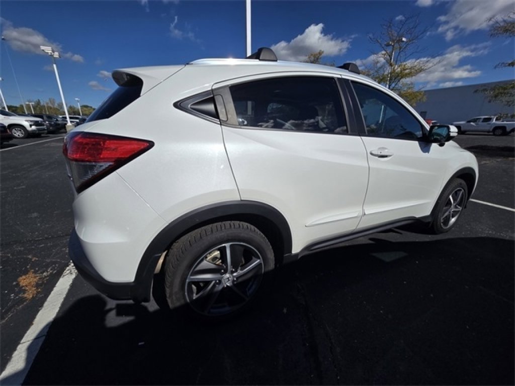 Used 2022 Honda HR-V EX-L image 7