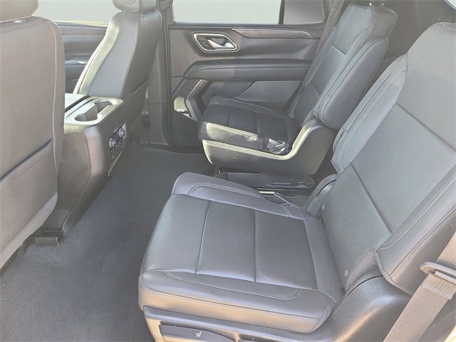 Used 2022 Chevrolet Tahoe LT w/ Luxury Package image 16