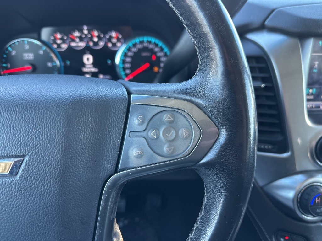 Used 2019 Chevrolet Suburban Premier image 17
