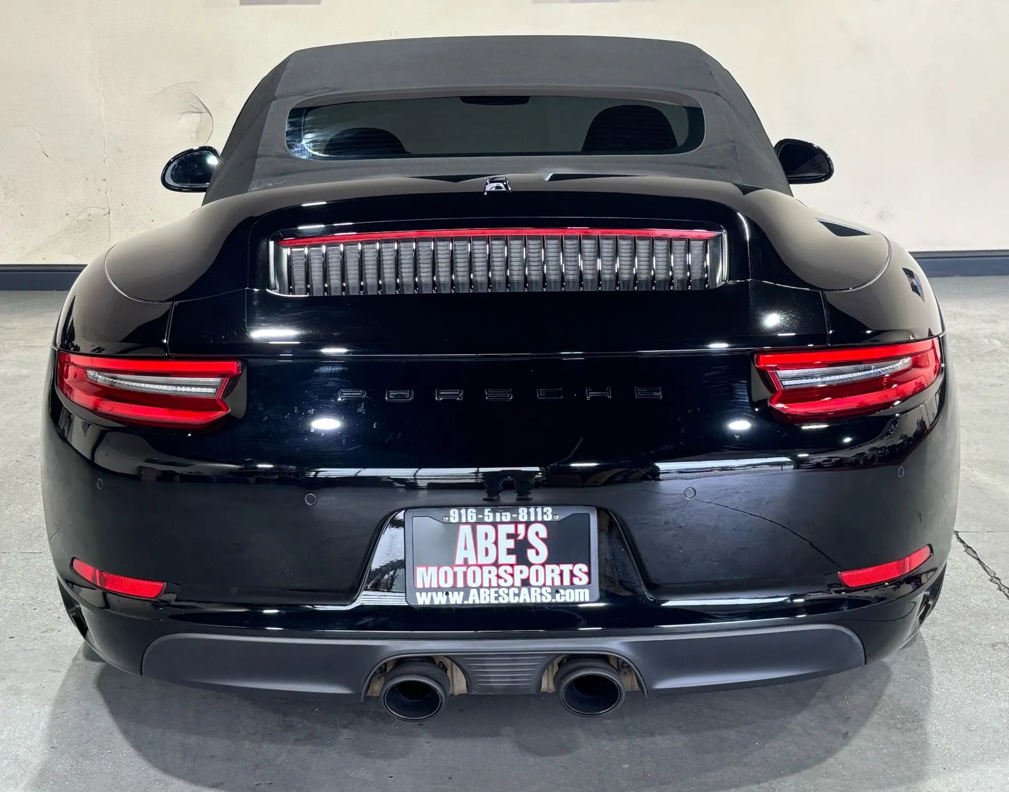 Used 2017 Porsche 911 Carrera S image 12
