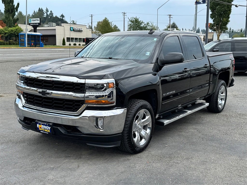 Used 2018 Chevrolet Silverado 1500 LT w/ LT Eassist Package image 3