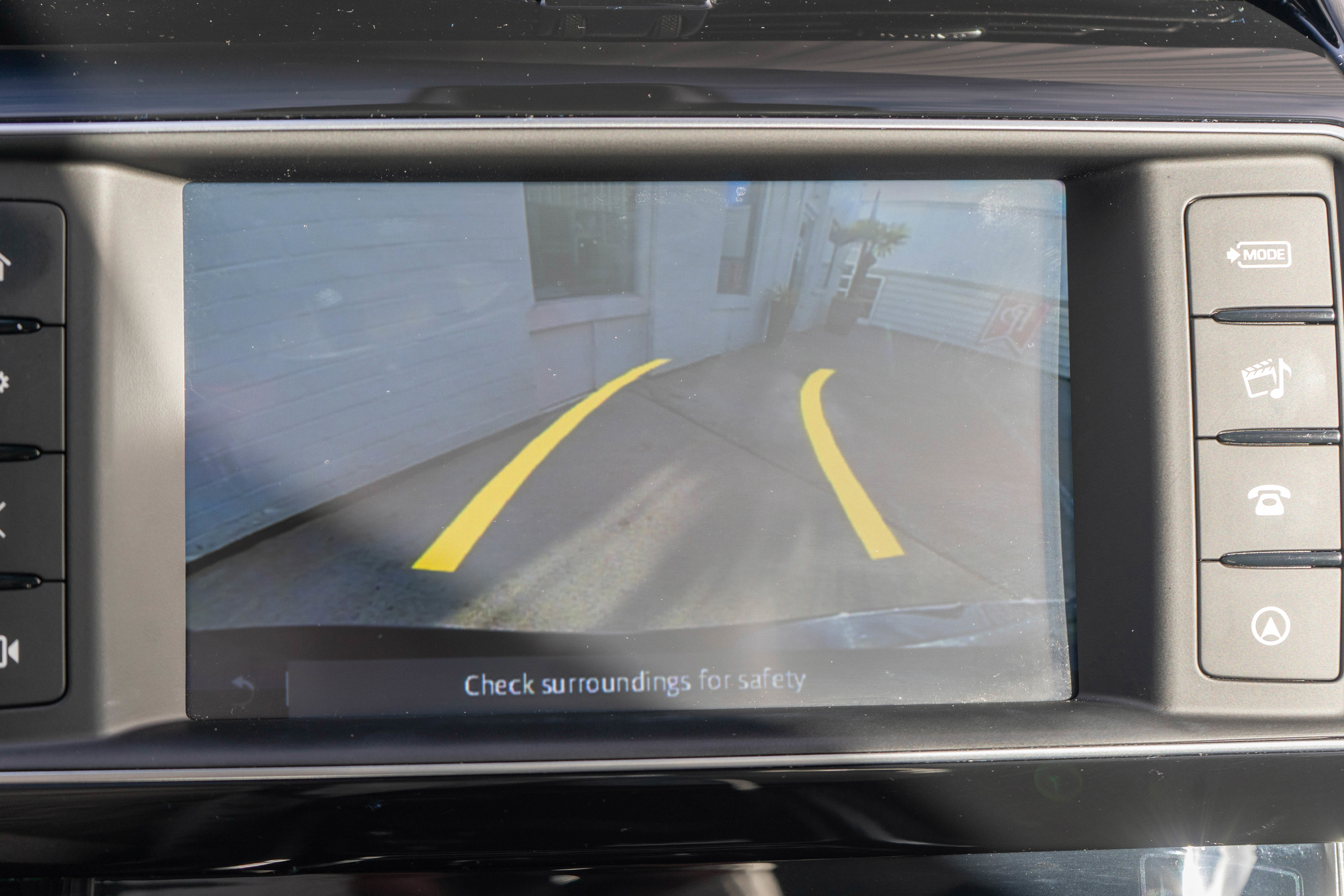 Used 2018 Jaguar XE Prestige image 16