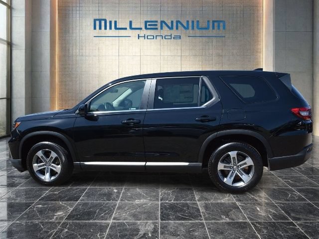 Used 2025 Honda Pilot EX-L image 2