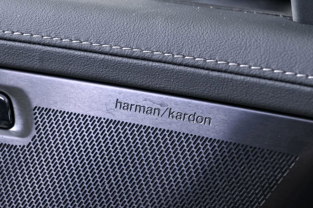 Certified 2026 Volvo XC90 B6 Plus w/ Protection Package Premier image 9