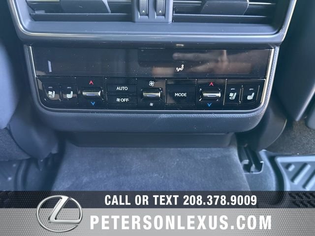 New 2026 Lexus LX 600 4WD w/ Luxury Package image 19