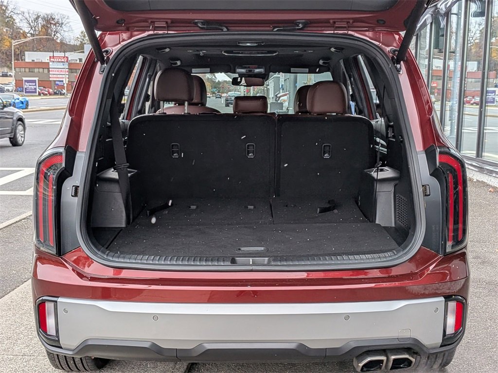 Used 2023 Kia Telluride EX image 8