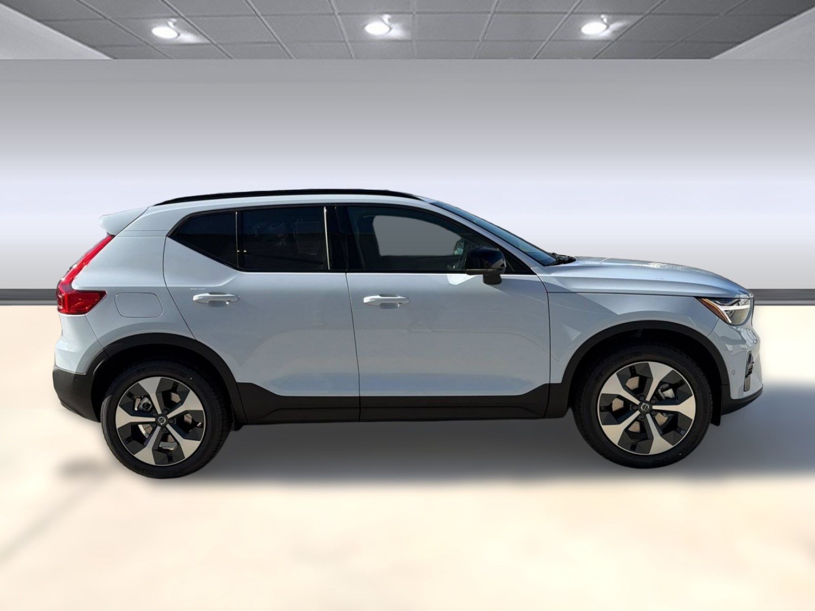 New 2026 Volvo XC40 B5 Plus w/ Protection Package Premier AWD/4WD image 8