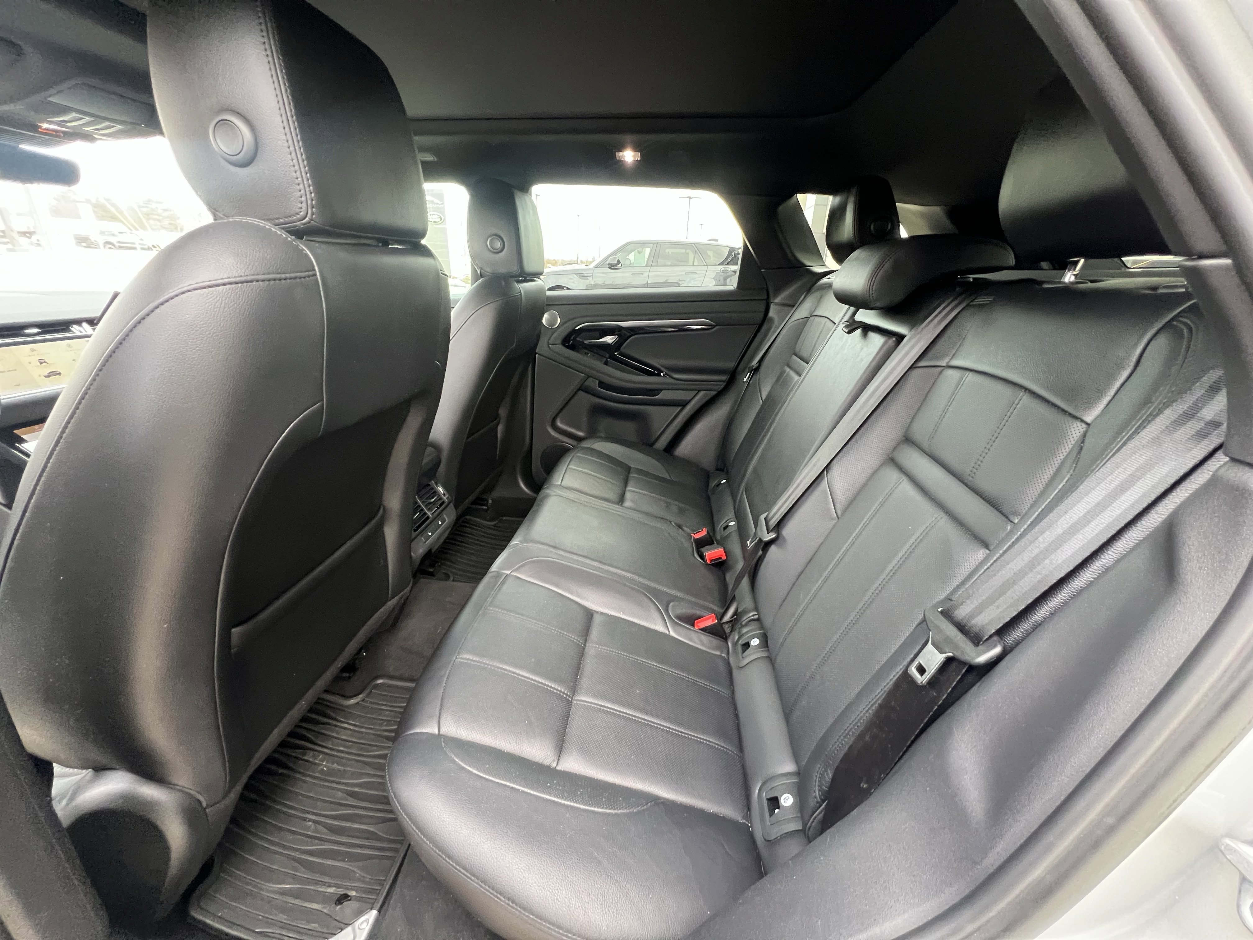 Certified 2023 Land Rover Range Rover Evoque SE image 28