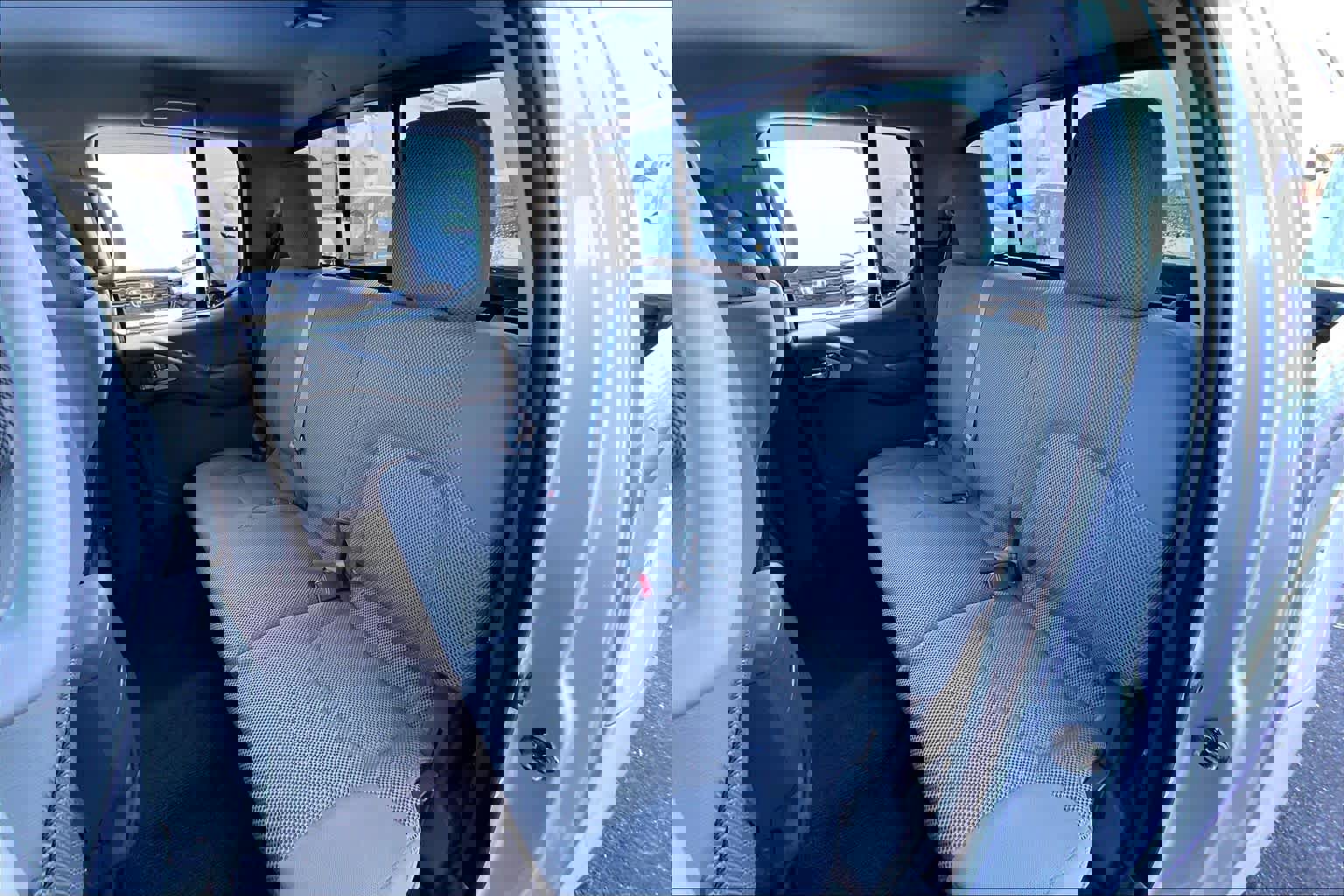 Used 2014 Nissan Frontier SV w/ SV Value Truck Package image 20