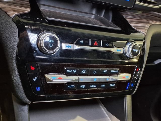 Certified 2023 Ford Explorer Limited RWD image 8