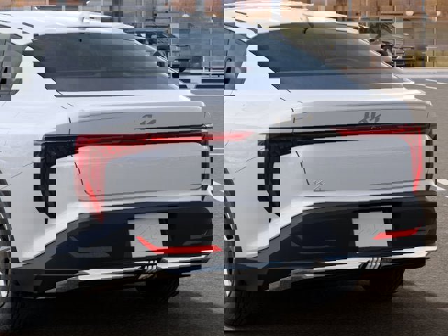 New 2026 Kia K4 LXS image 13