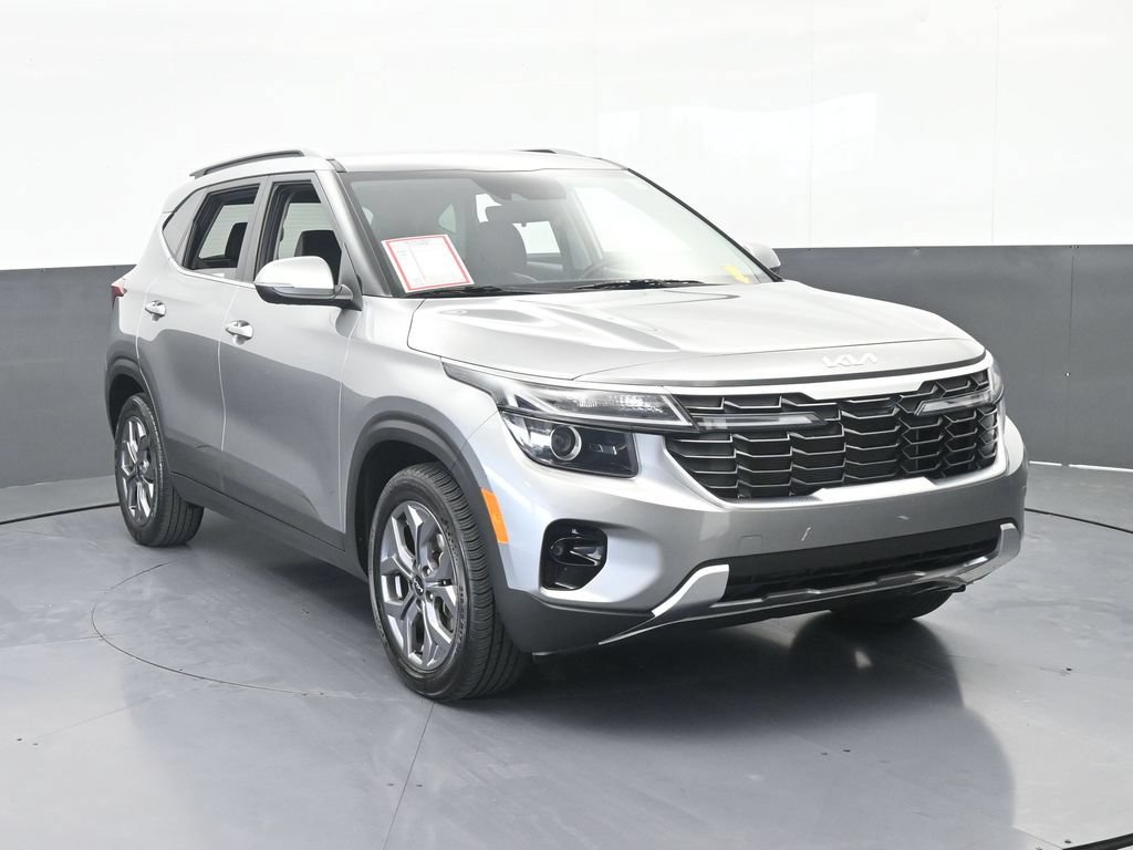 Used 2024 Kia Seltos S FWD image 9