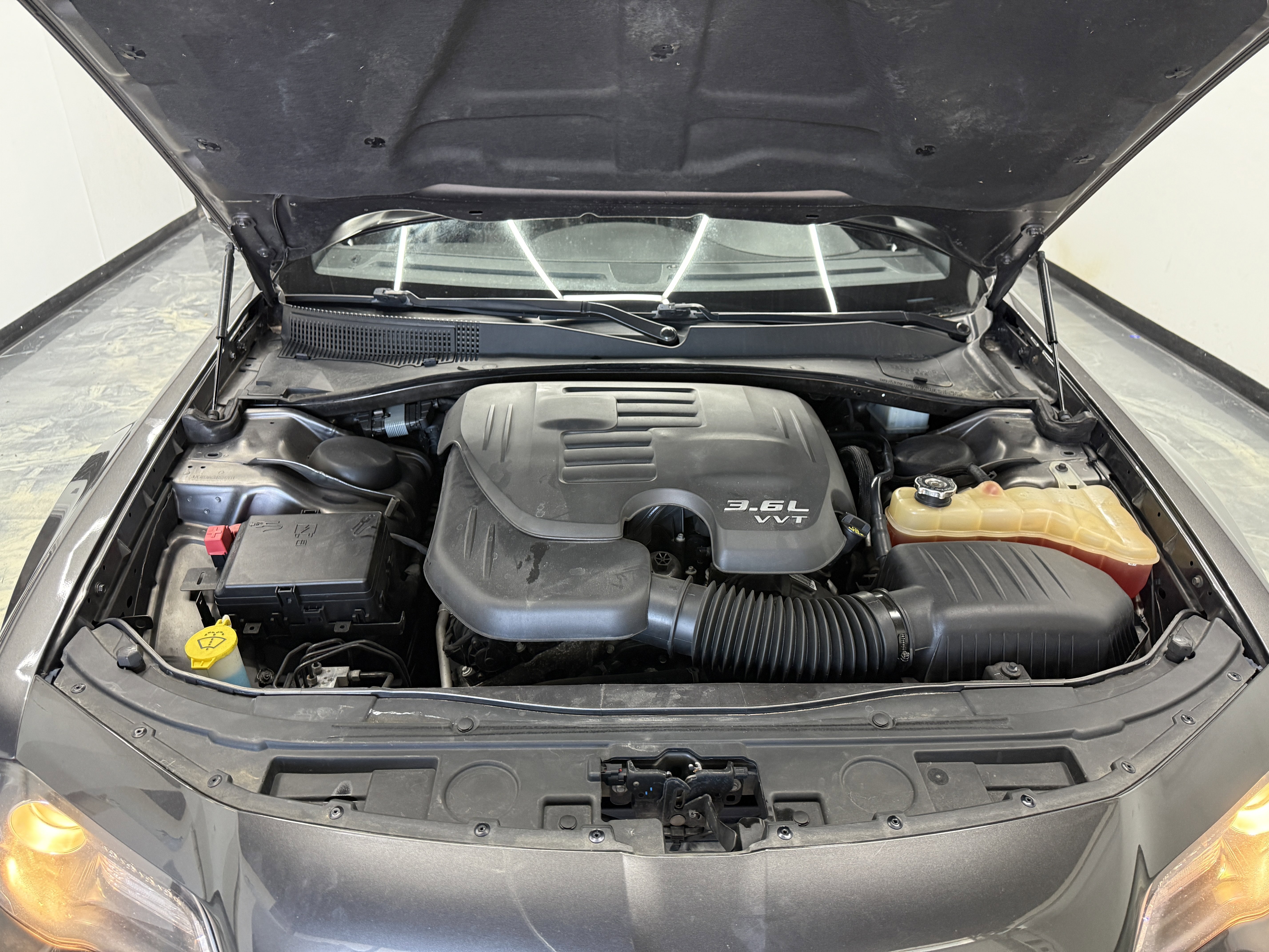 Used 2017 Chrysler 300 S image 26
