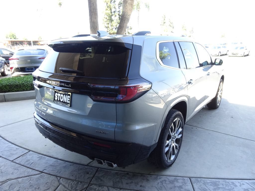 New 2026 GMC Acadia Denali Ultimate AWD/4WD image 7