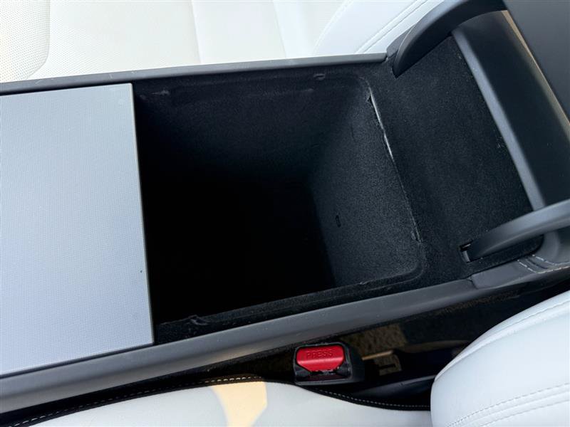 Used 2024 Tesla Model 3 RWD image 32