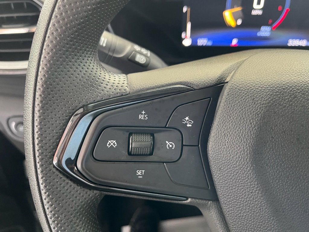 Used 2025 Chevrolet TrailBlazer LT FWD image 16