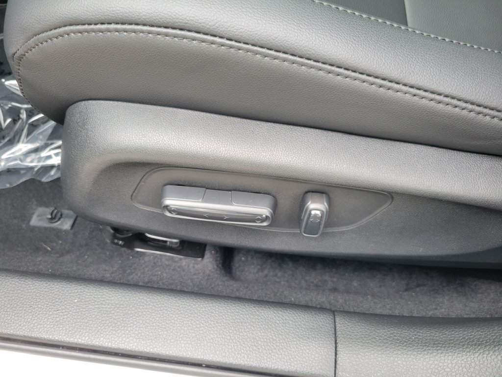 Certified 2024 Acura Integra FWD image 18