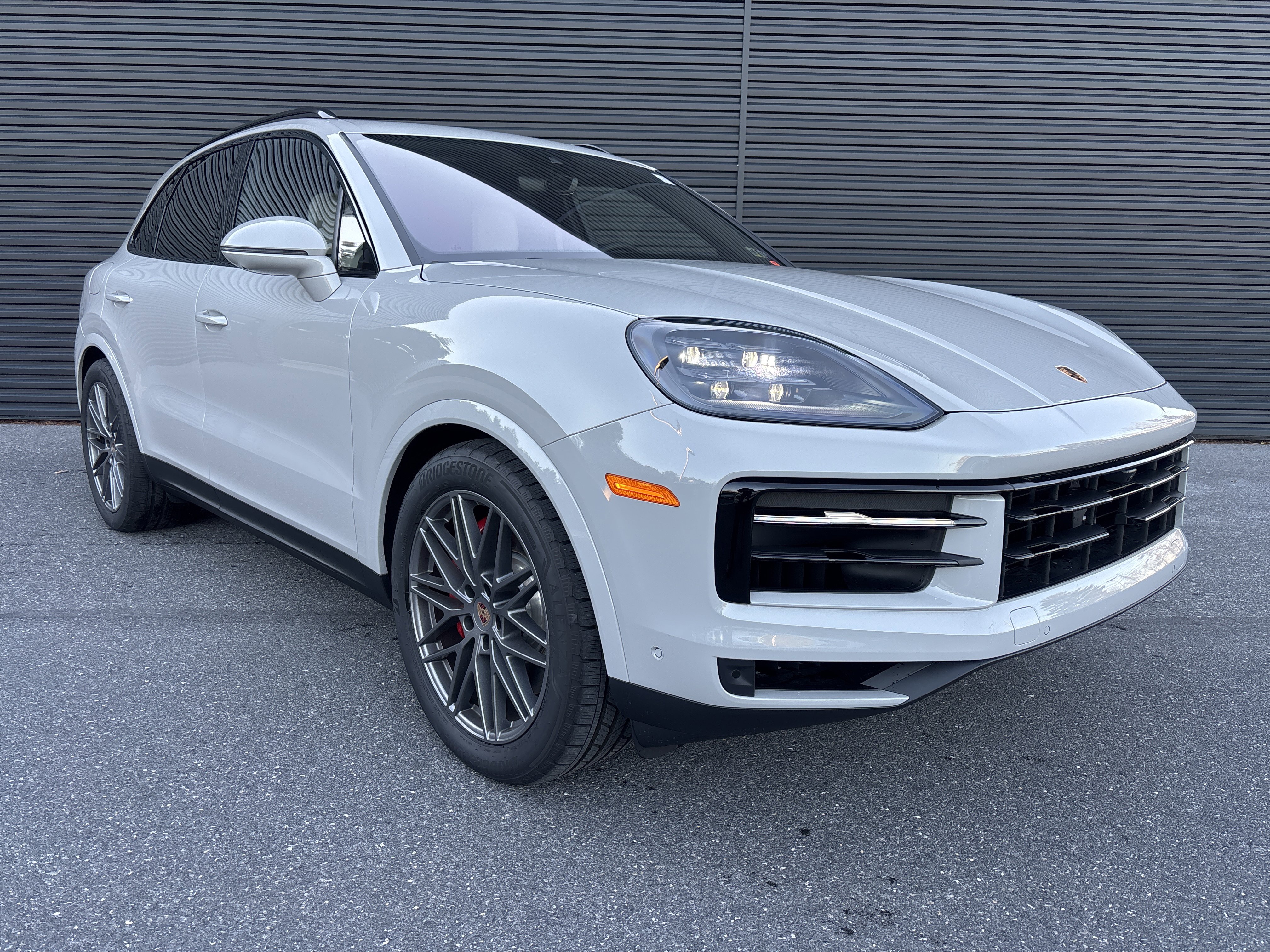 New 2026 Porsche Cayenne S AWD/4WD image 8